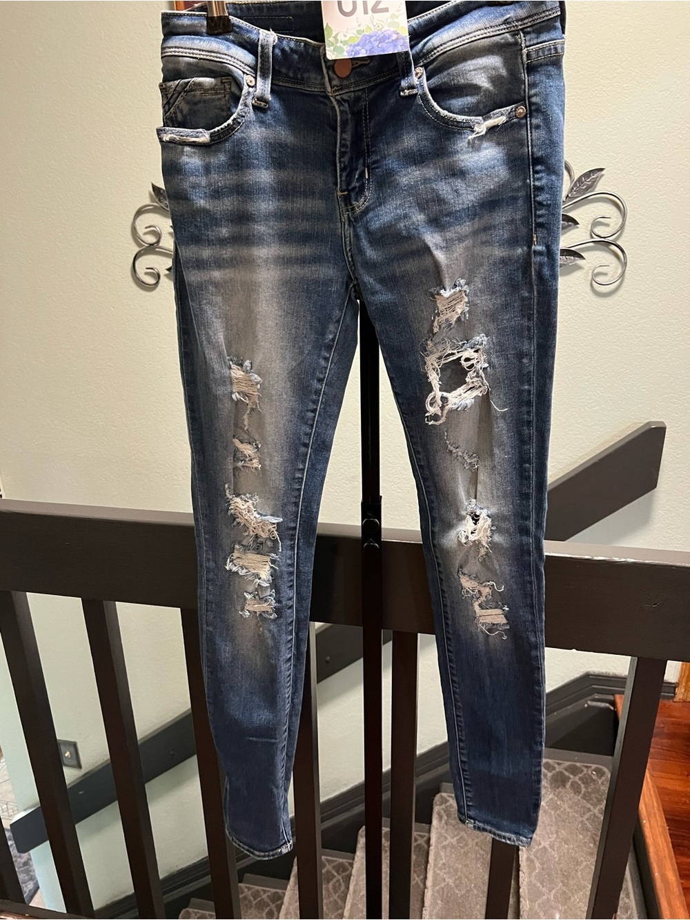 Buckle Blck  Dark Blue Distressed Skinny Jeans 26X32 #DS012